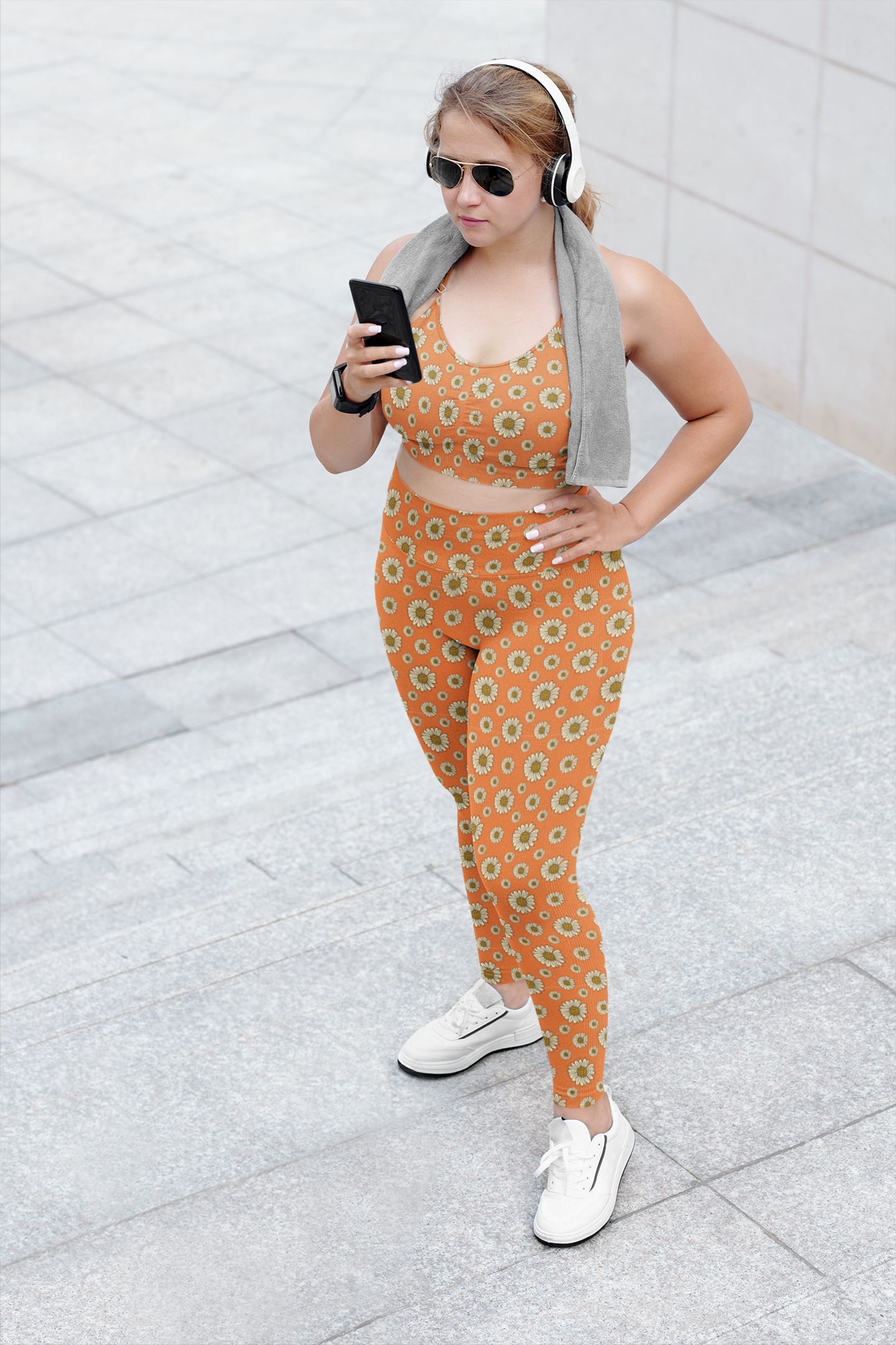 JoyJive™ High Waisted Leggings For Women | Retro daisies on yam print